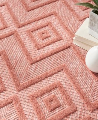 Versatile NRV01 5'x7' Area Rug