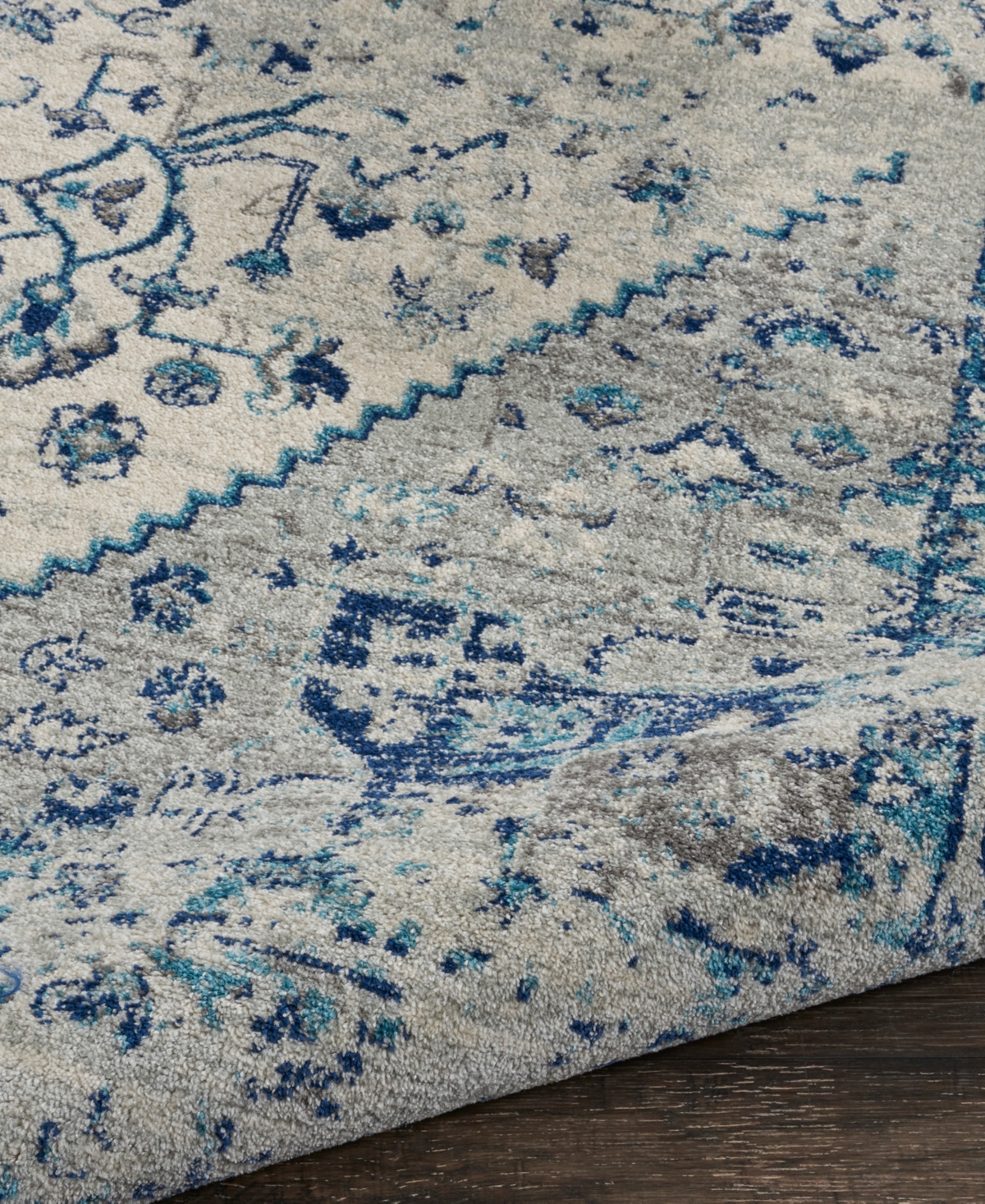 Nourison Home Tranquil Tra06 7'x10' Area Rug In Ivory,mist