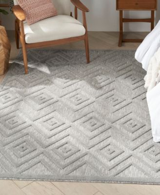 Versatile NRV01 5'x7' Area Rug