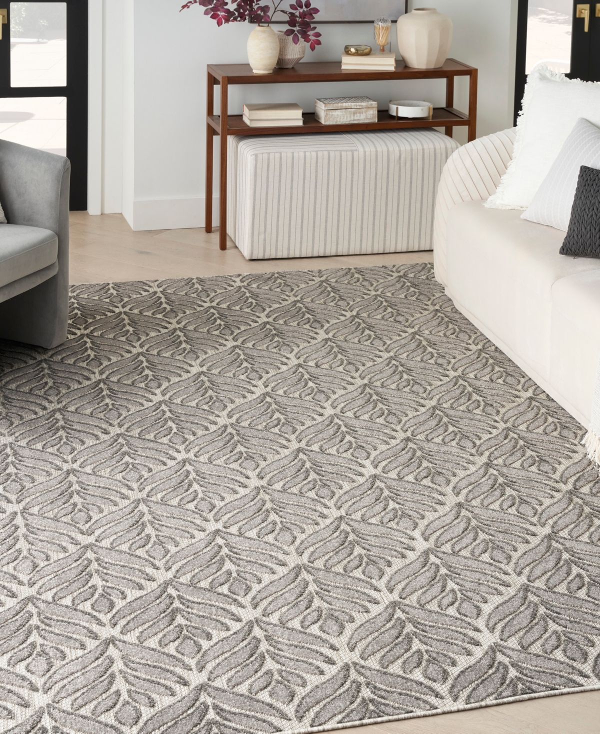 Nourison Home Aloha Alh35 3'6"x5'6" Area Rug In Charcoal