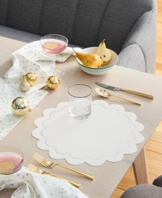 Scallop Edge 15" Round Reversible Placemats, Set of 6