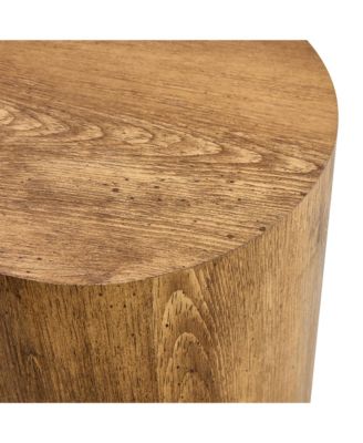 The cylindrical table with its patterned design can be easily integrated into a variety of interior styles, from coffee tables to small dining tables, workbenches or makeshift writing desks.