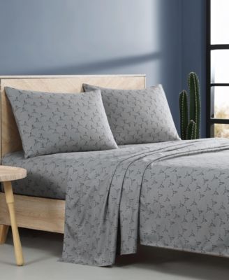 CLOSEOUT! Microfiber 3-Pc. Sheet Set, Twin