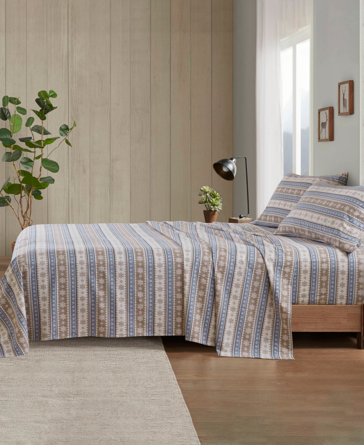 Woolrich Printed Flannel 4-pc. Sheet Set, Full In Blue Snowflake