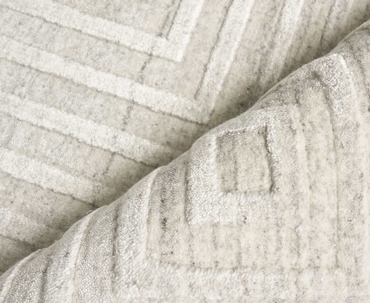 Exquisite Rugs Castelli 3975 8'x10' Area Rug In Ivory
