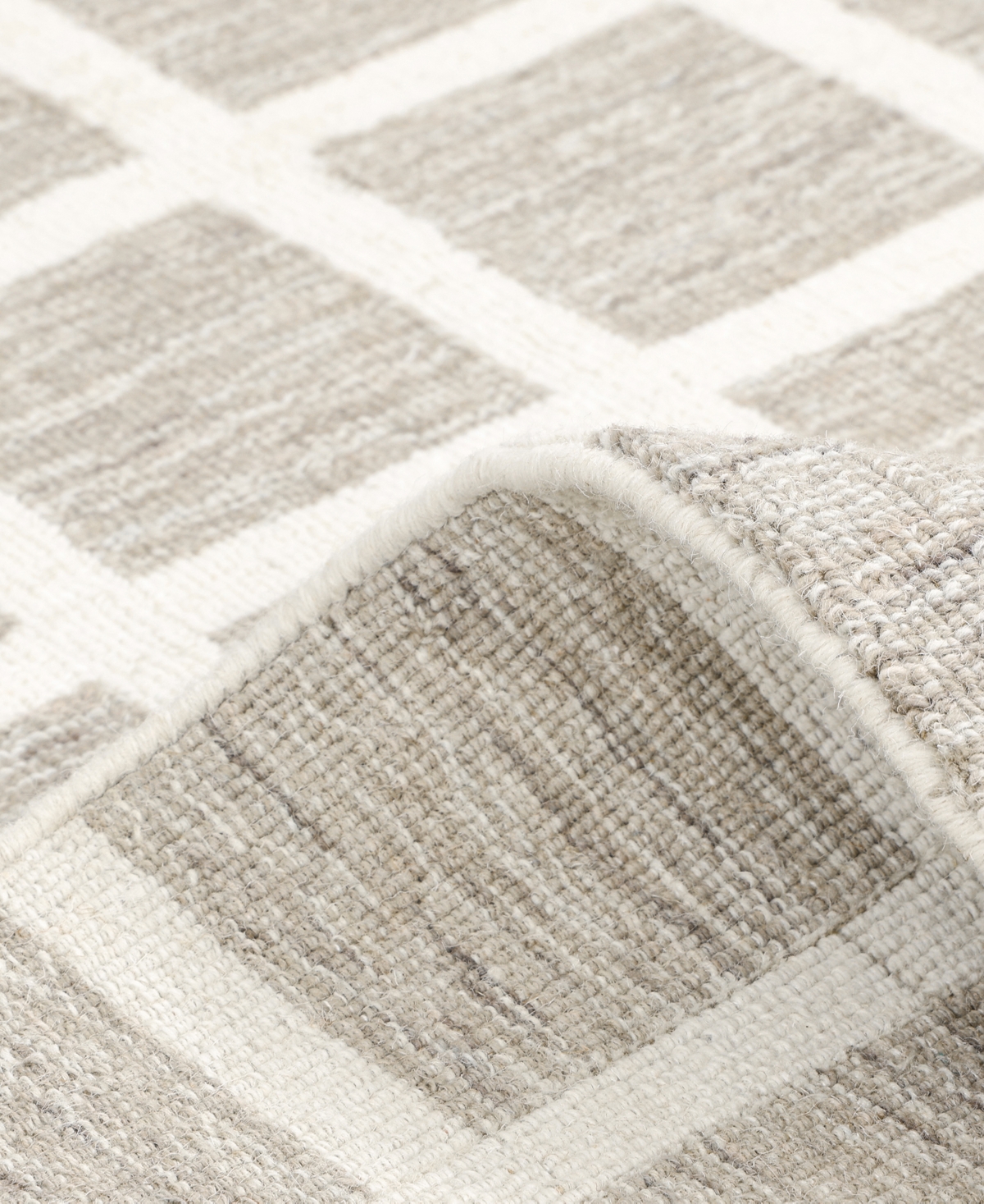 Timeless Rug Designs Rye S3397 3'x5' Area Rug