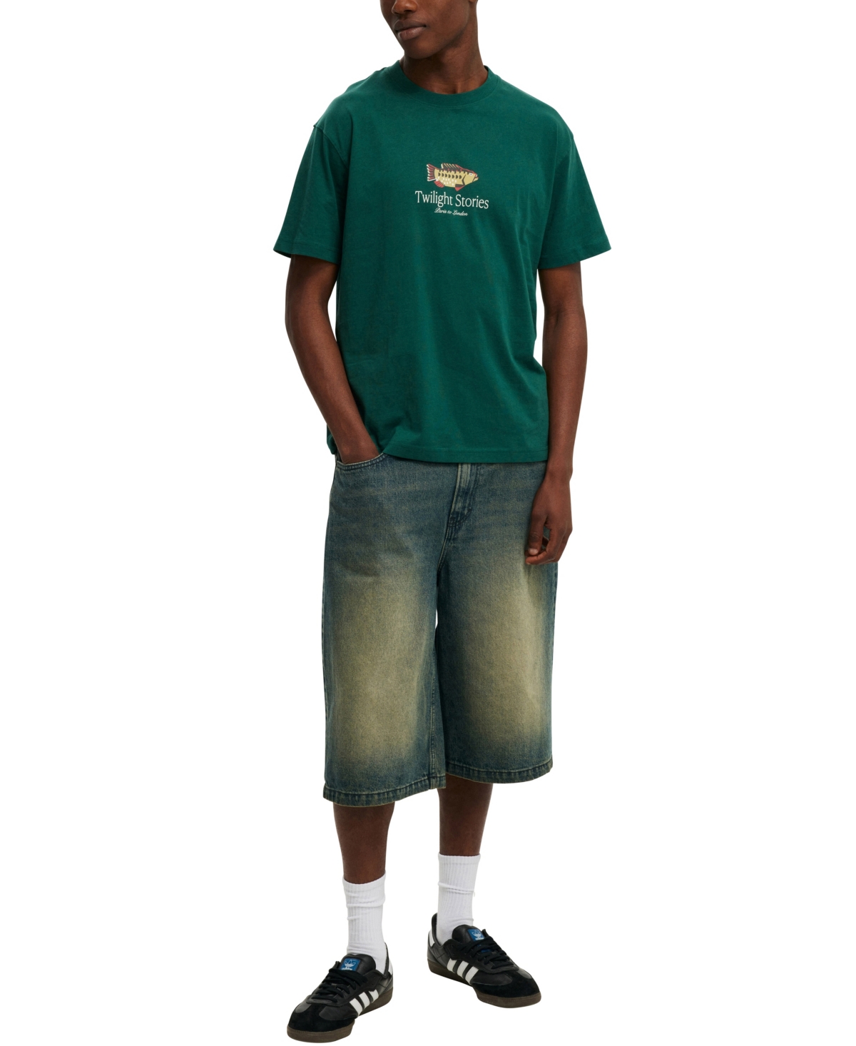 Cotton On Men's Loose Fit Art T-Shirt -Twilight Stories
