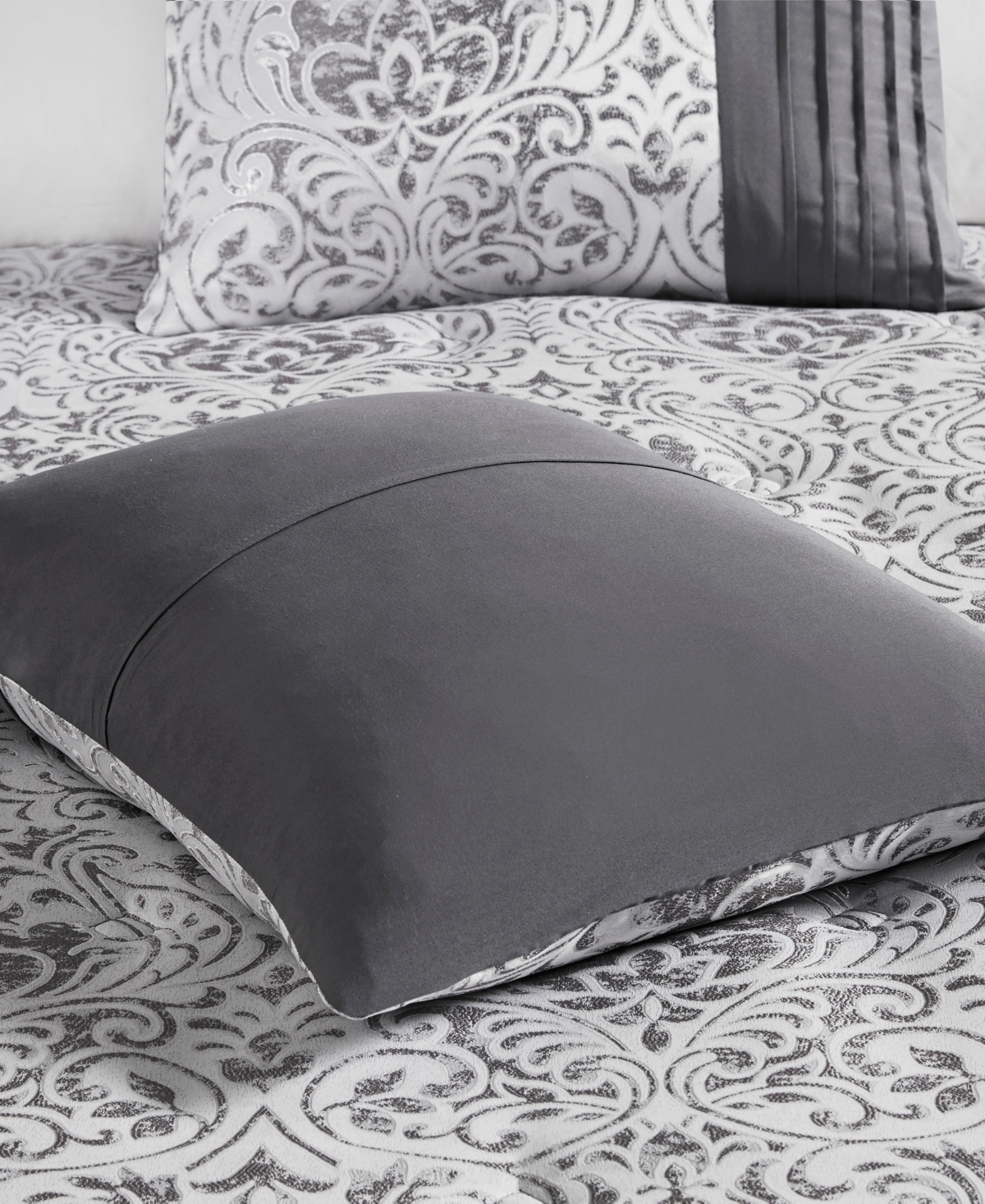 Madison Park Emilia Jacquard 12-pc. Comforter Set, California King In Silver