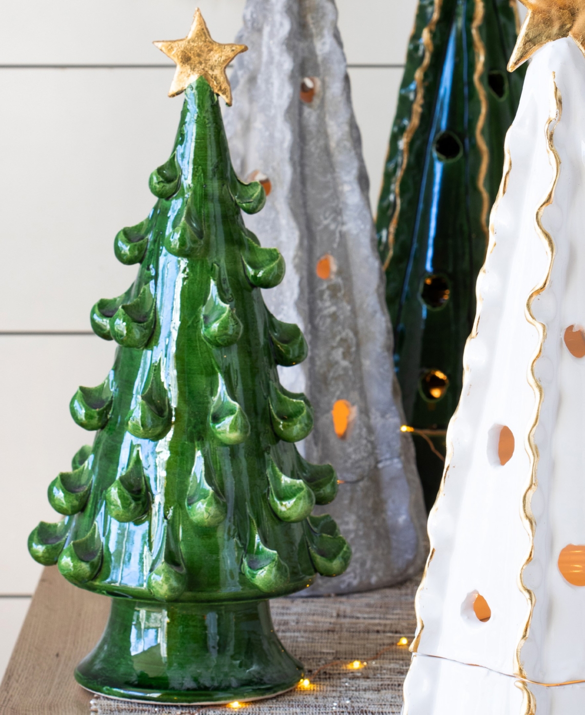 Vietri Foresta Medium Tree With Gold Star In Green