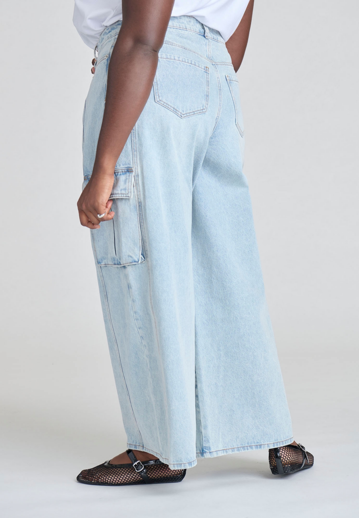 Eloquii Women's Wide Leg Cargo Jean