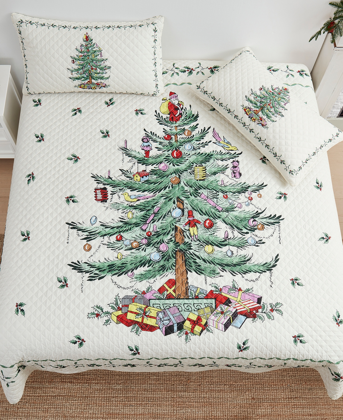 Spode Christmas Tree Reversible 3-Pc. Quilt Set