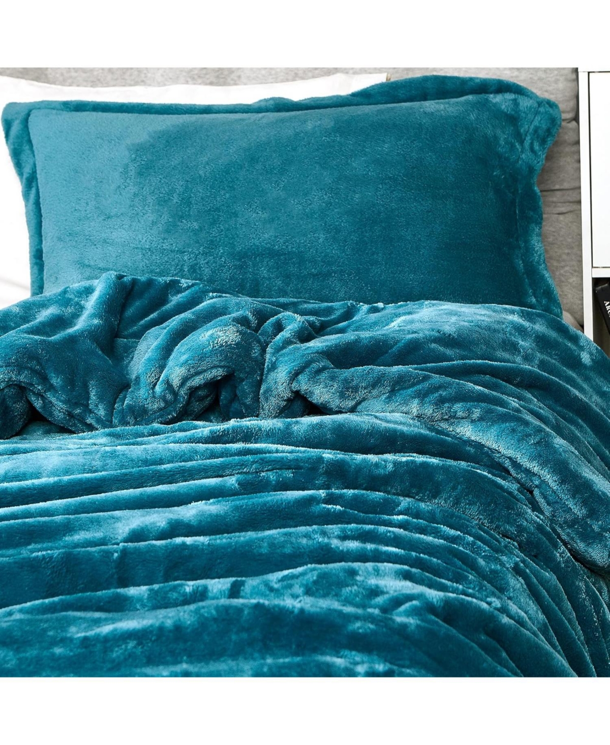 Coma Inducer Me Sooo Comfy Oversized Comforter Set -- Ocean depths teal