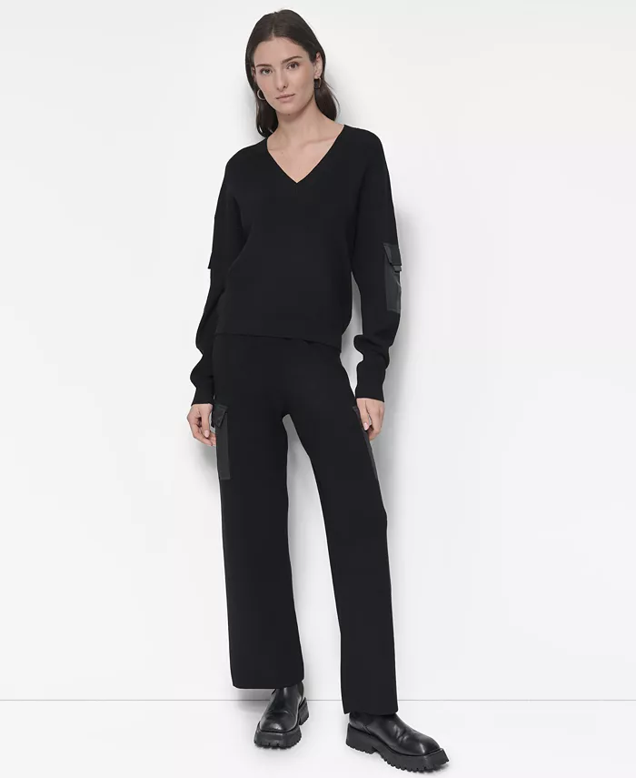 Women's Cargo V-Neck Sweater - thumbnail 5
