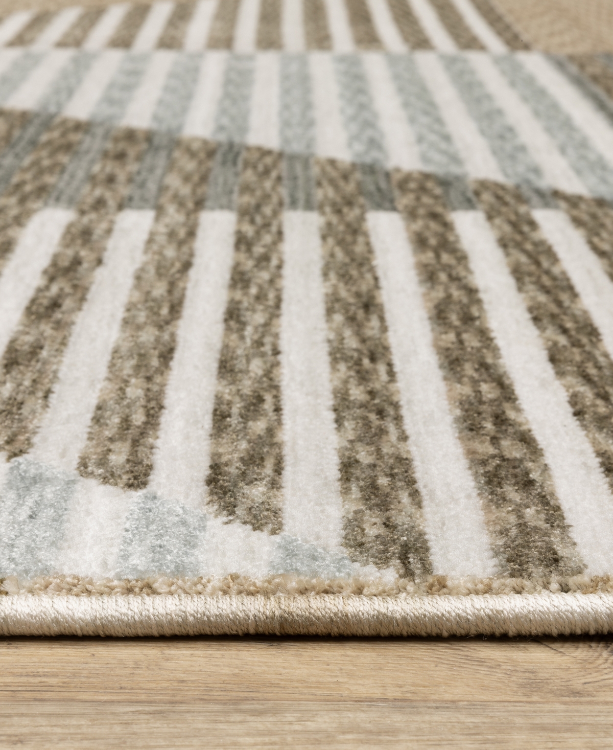 Oriental Weavers Echo Ech04 2'3"x7'6" Runner Area Rug In Beige