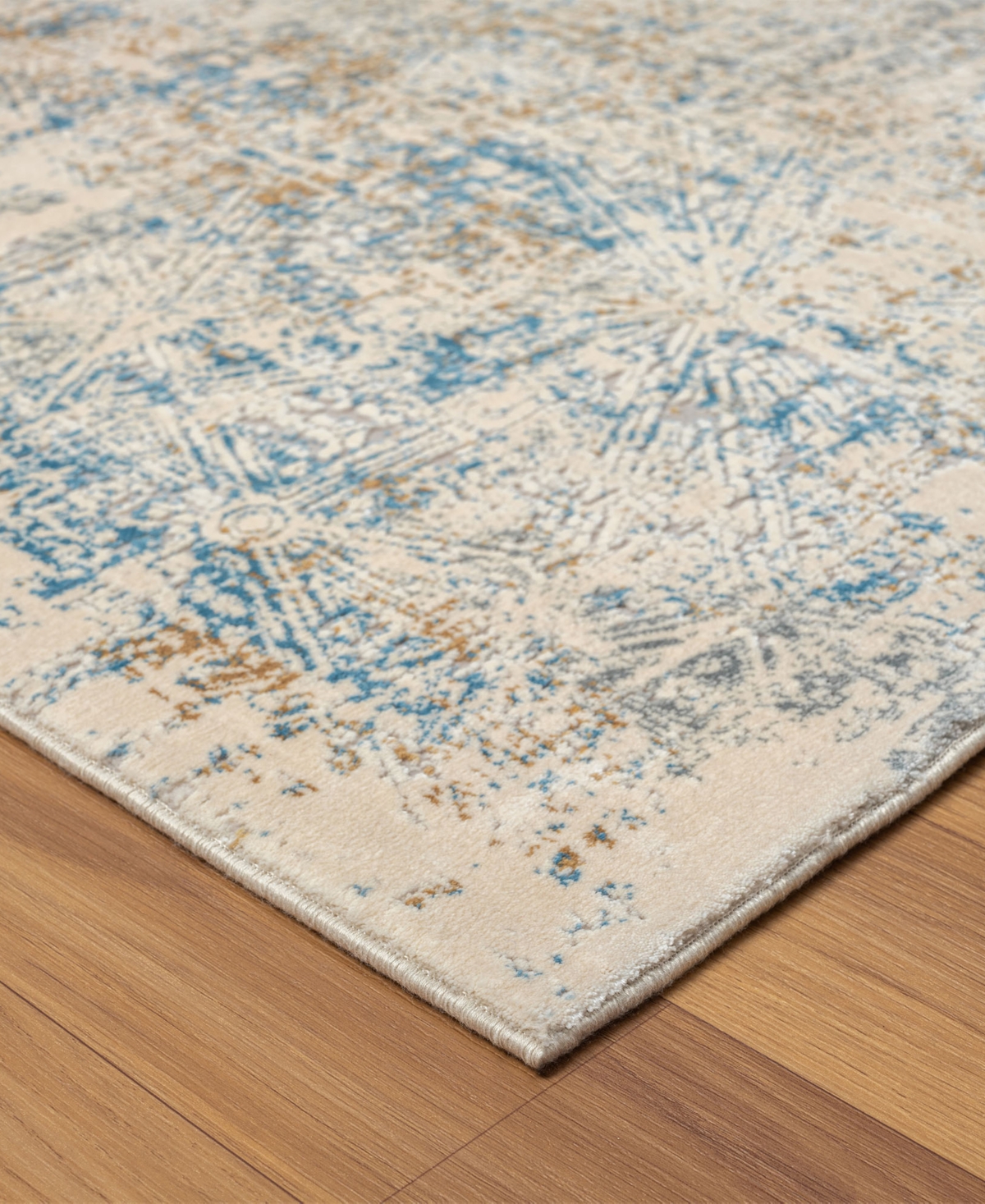 Closeout! Lr Home Cherry CHESH82317 Area Rug - Gray
