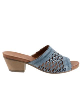 Lillian Sandal