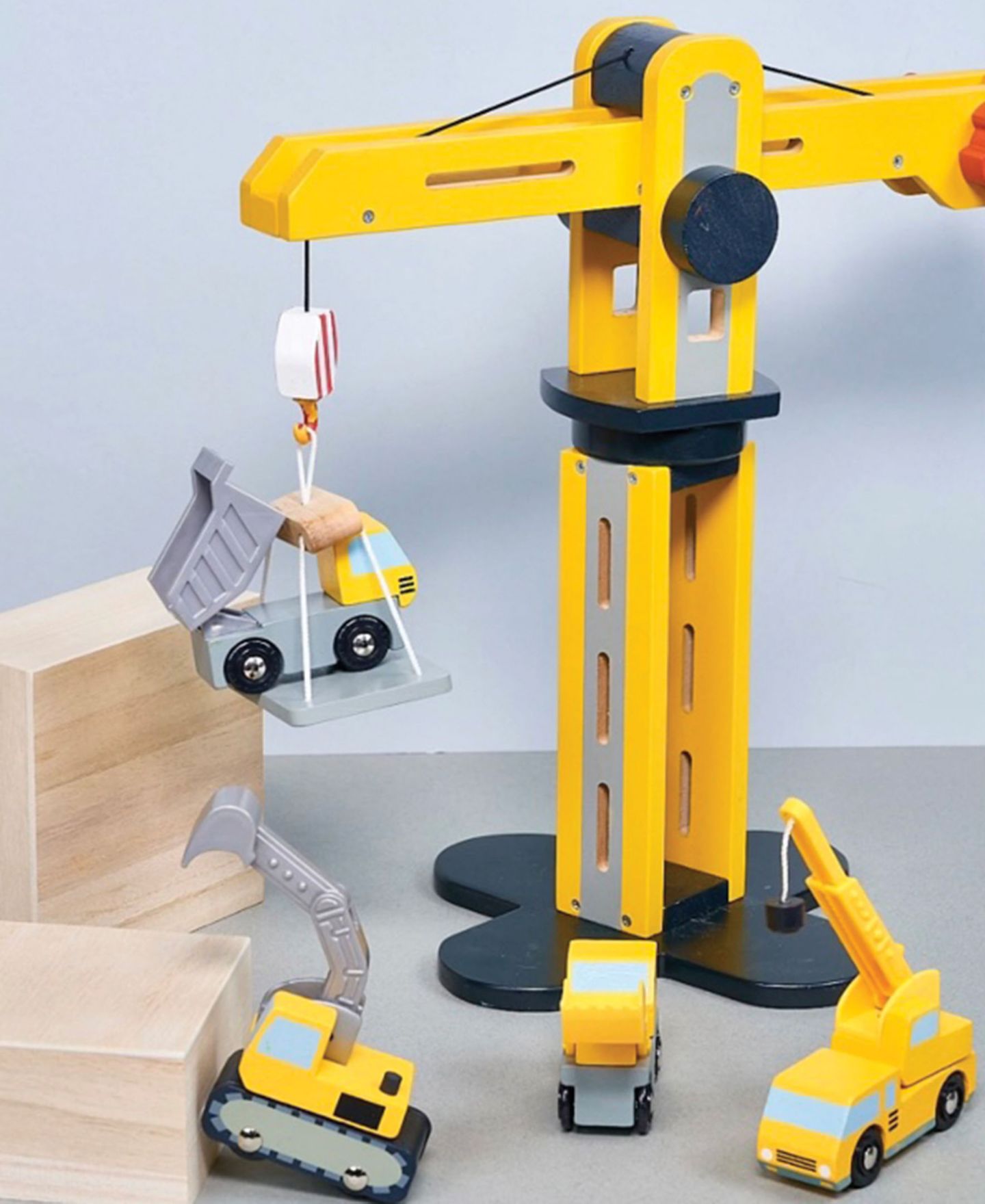 Детский игровой набор Mentari Toys Big Yellow Crane Rotating 3-Piece Construction Playset, Ages 3+ — фото 2
