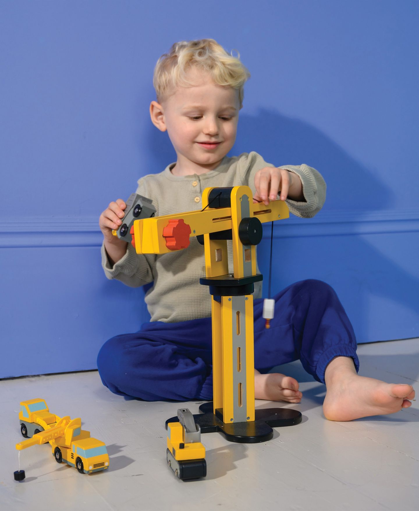 Детский игровой набор Mentari Toys Big Yellow Crane Rotating 3-Piece Construction Playset, Ages 3+ — фото 4