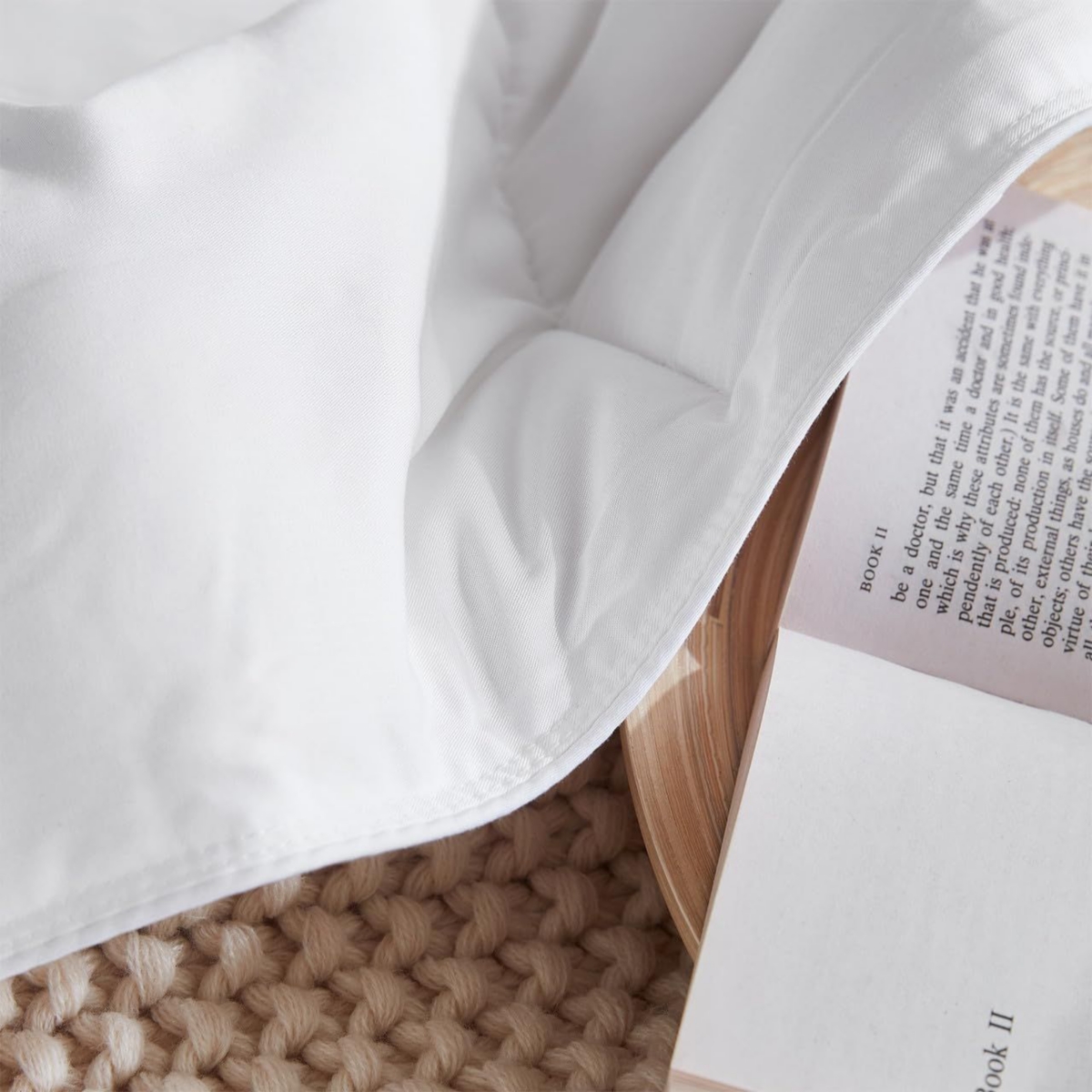 Menopleasing - Coma Inducer Oversized Cooling Comforter Set - White