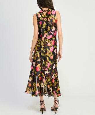 knee length dresses for ladies en Saison Smocked Chiffon Midi Dress