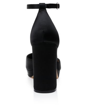 Women's Stephanie Closed Toe Platform Pumps