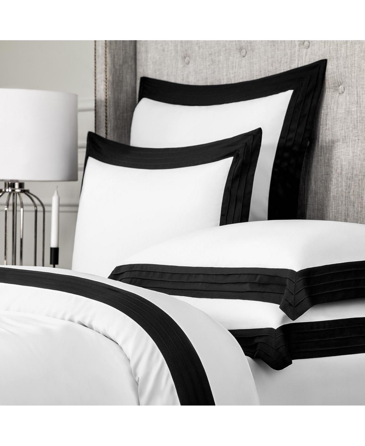 Togas Eden white/black Duvet cover King white/black