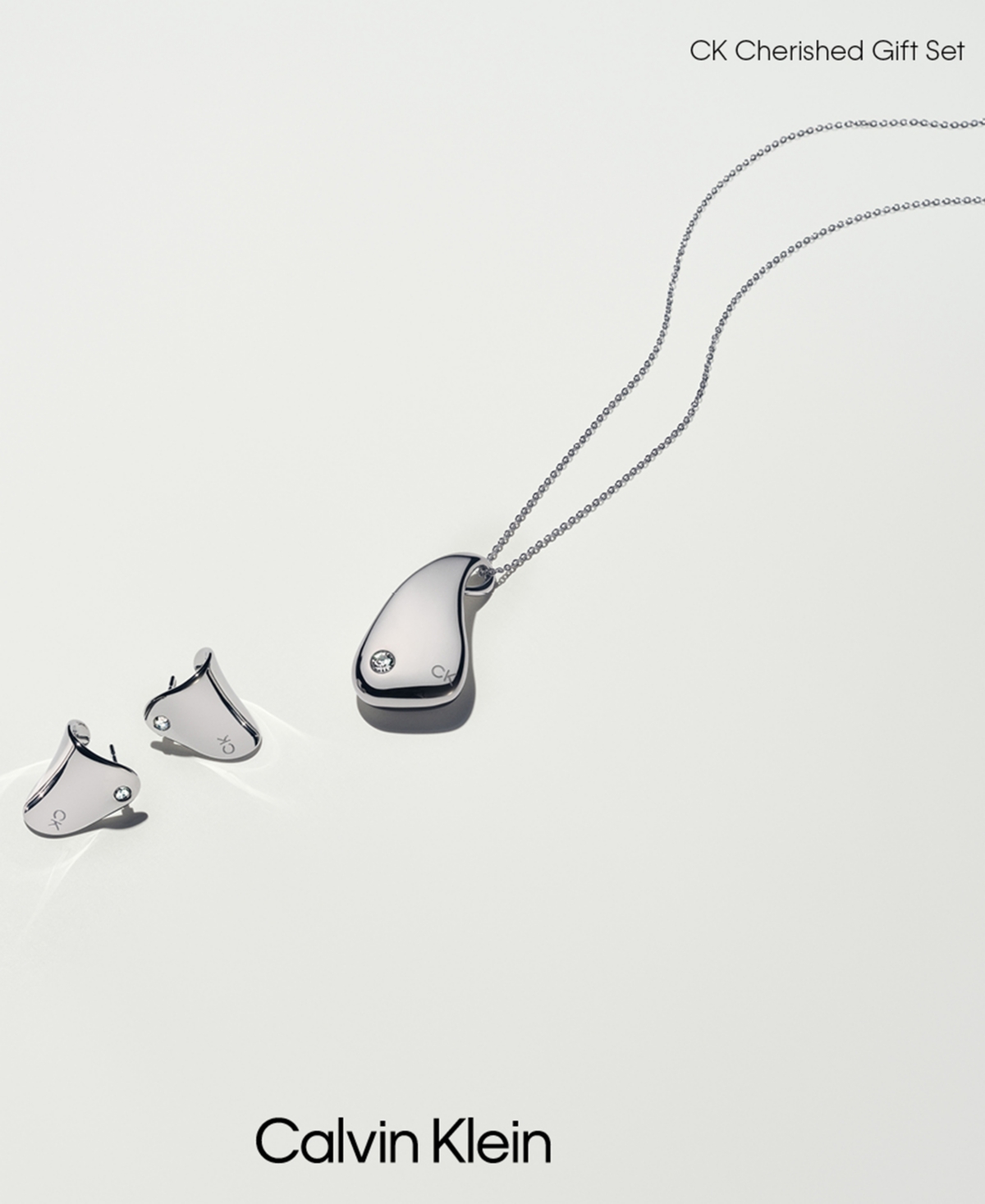 Calvin Klein Women's Minimalist Organic Shape Necklace In Silver