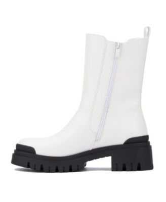 Women's Lola- Lug Sole Chelsea Boots
