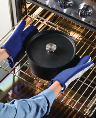 Bon Voyage Mickey Mouse 2-Piece Oven Mitt Set