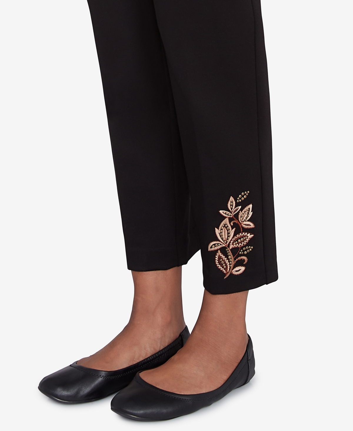 Alfred Dunner Petite Rue Rivoli Embroidered Leaf Flat Elastic Waist Short Length Ponte Pants In Black