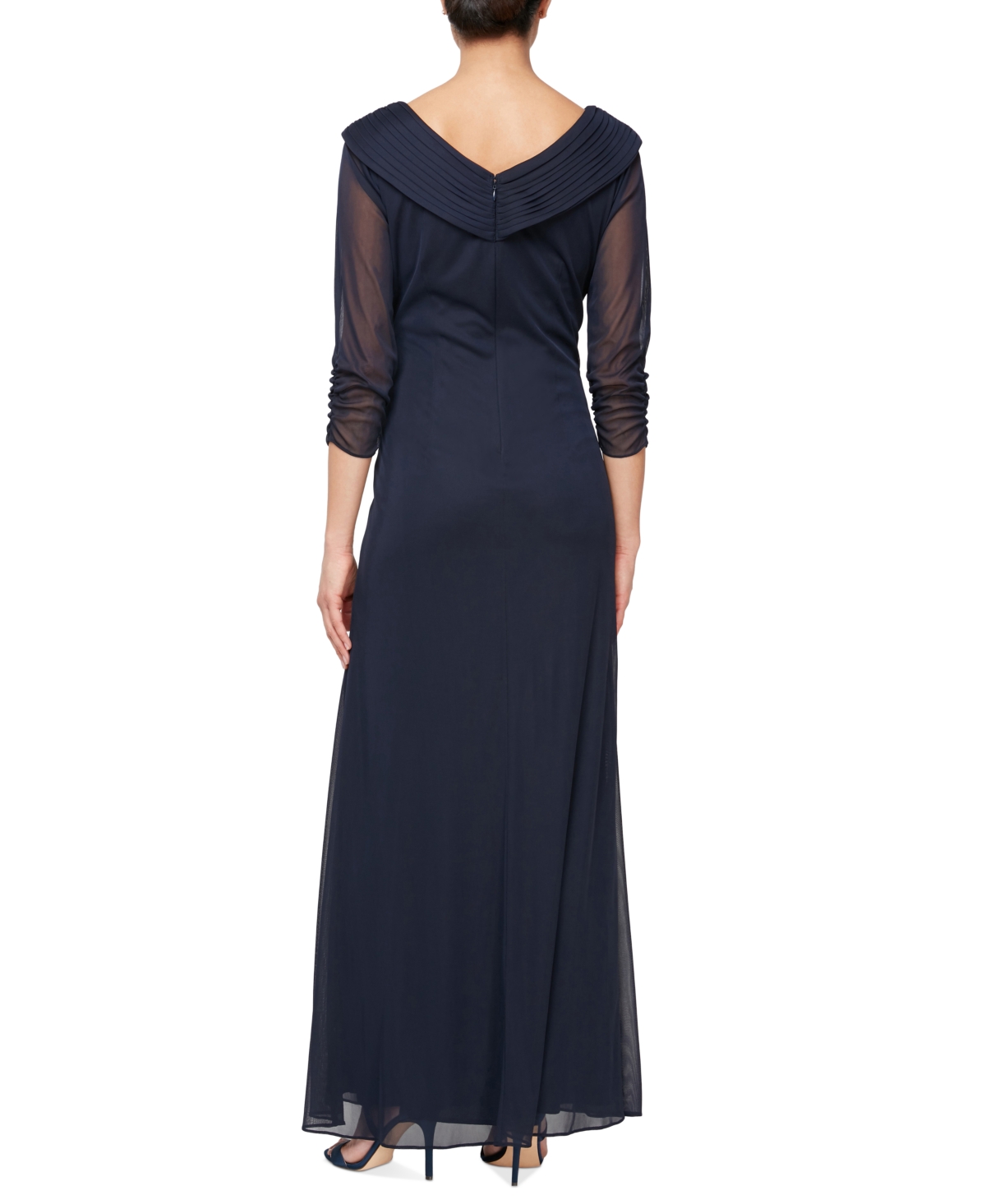 ALEX EVENINGS PETITE PORTRAIT COLLAR 3/4-SLEEVE GOWN