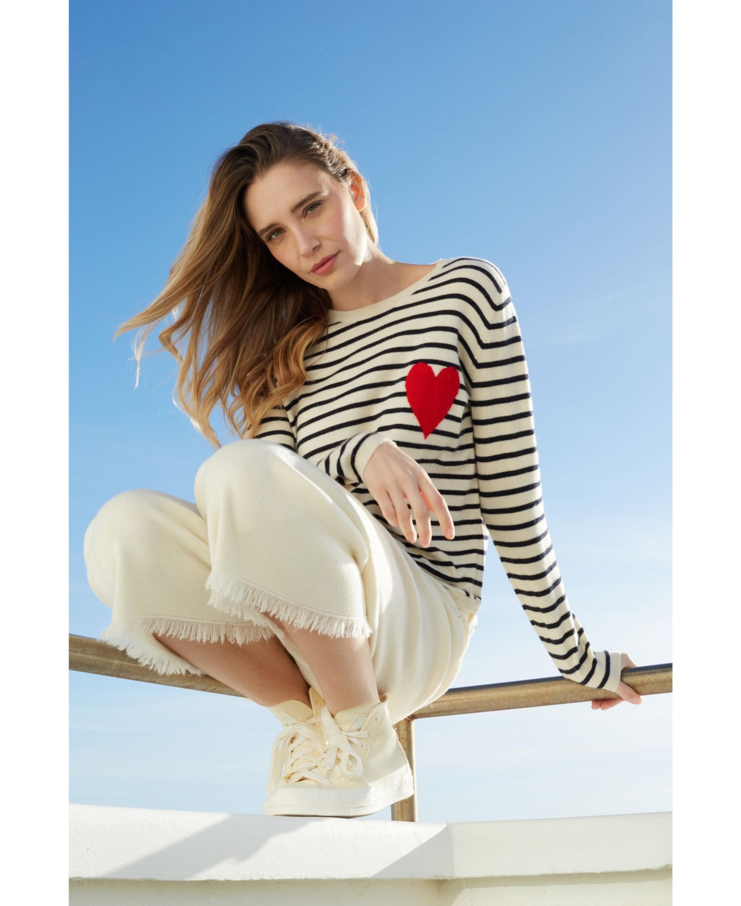 Women's Chinti and Parker Breton Heart Wool and Cashmere Sweater