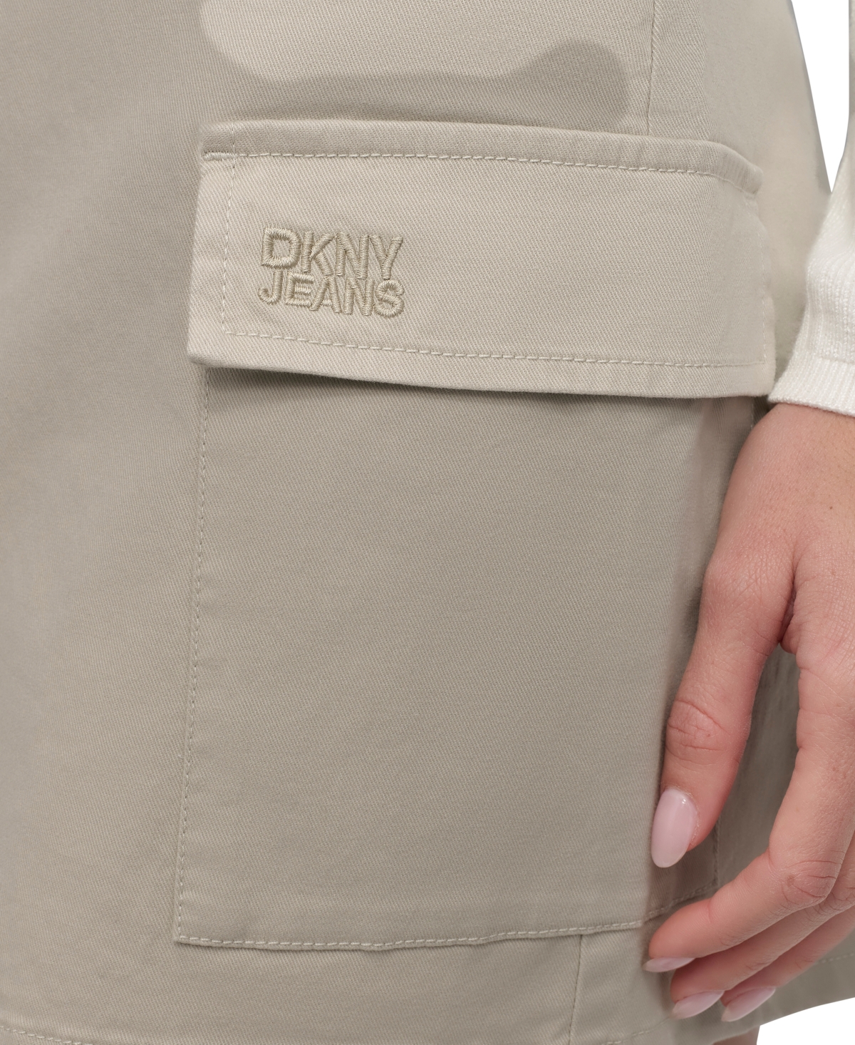 DKNY JEANS WOMEN'S HIGH-WAIST CARGO SKIRT 