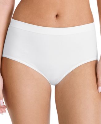 Women's 3-Pk. Seamfree Brief Underwear 4431