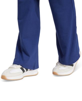 Women's Essentials Small Logo Flared Leggings