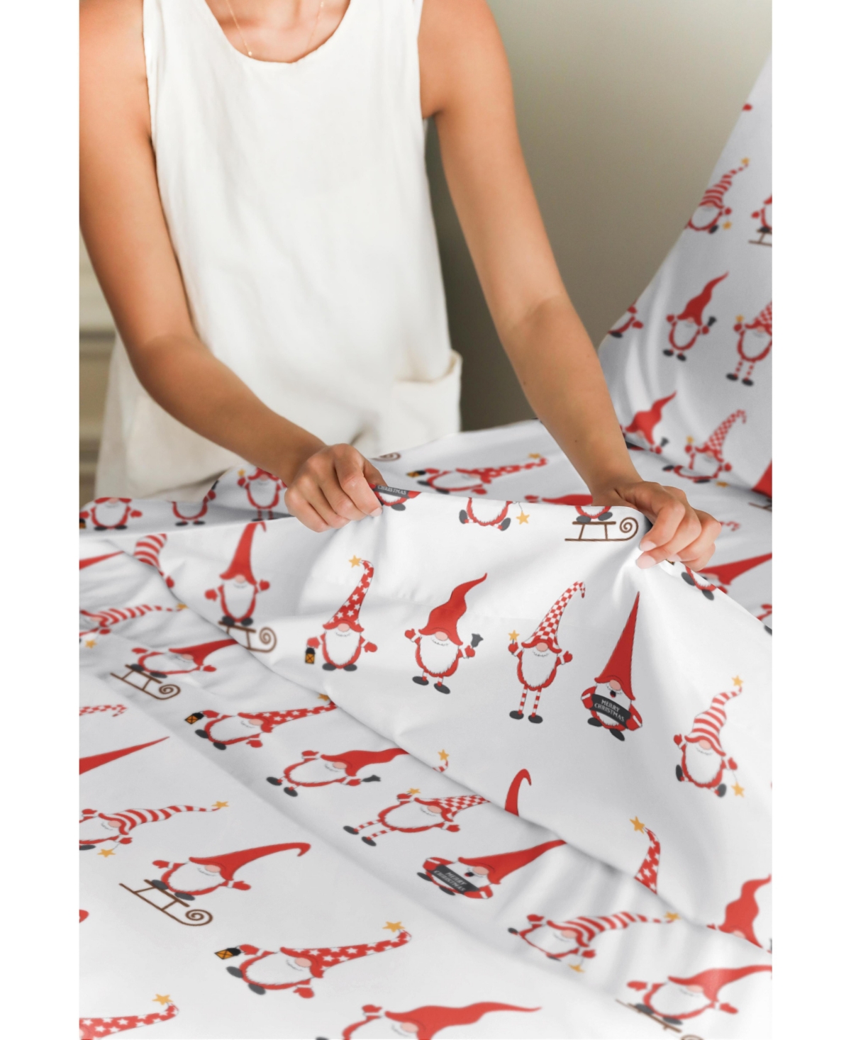 Cgk Unlimited Christmas 4 Piece Microfiber Sheet Set (King
