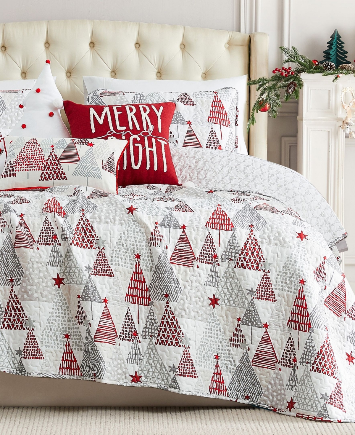 Southshore Fine Linens Merry And Bright 6-pc. Quilt Set, King/california King In Multi