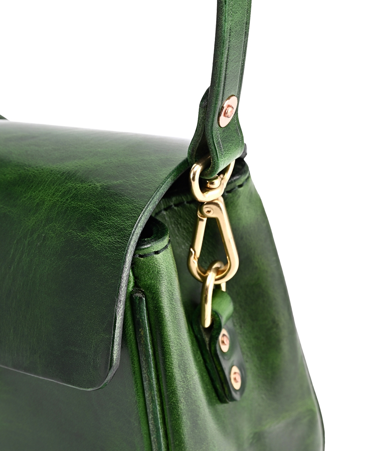 Old Trend Laurel Vintage Crossbody Bag In Green