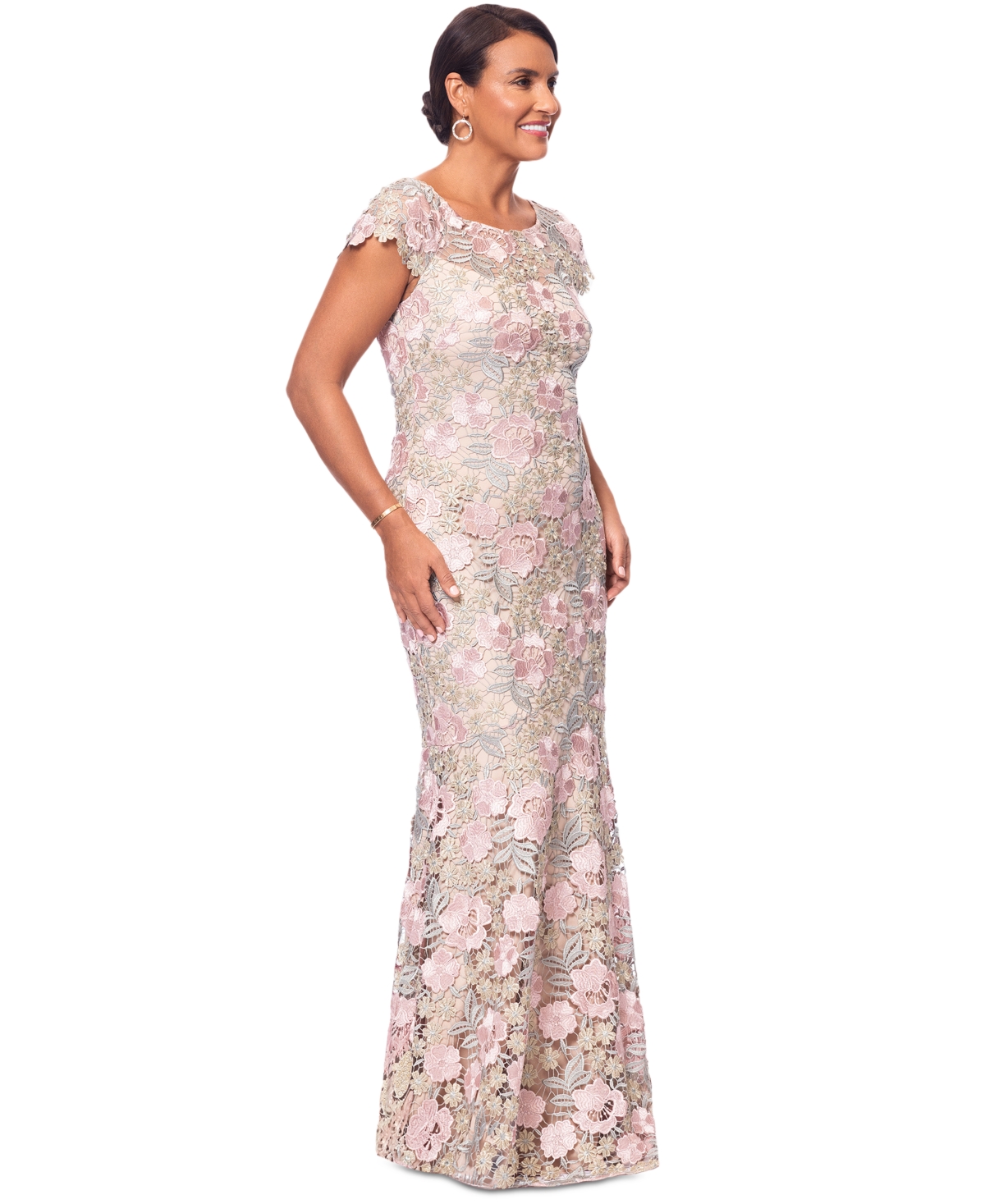 Xscape Women's Boat-neck Short-sleeve Lace Gown In Blush,grey,gold