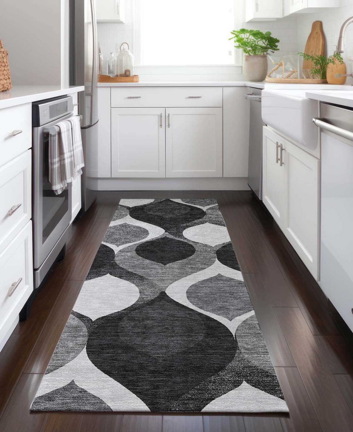 Addison Chantille Acn749 2'3"x7'6" Runner Area Rug In Black