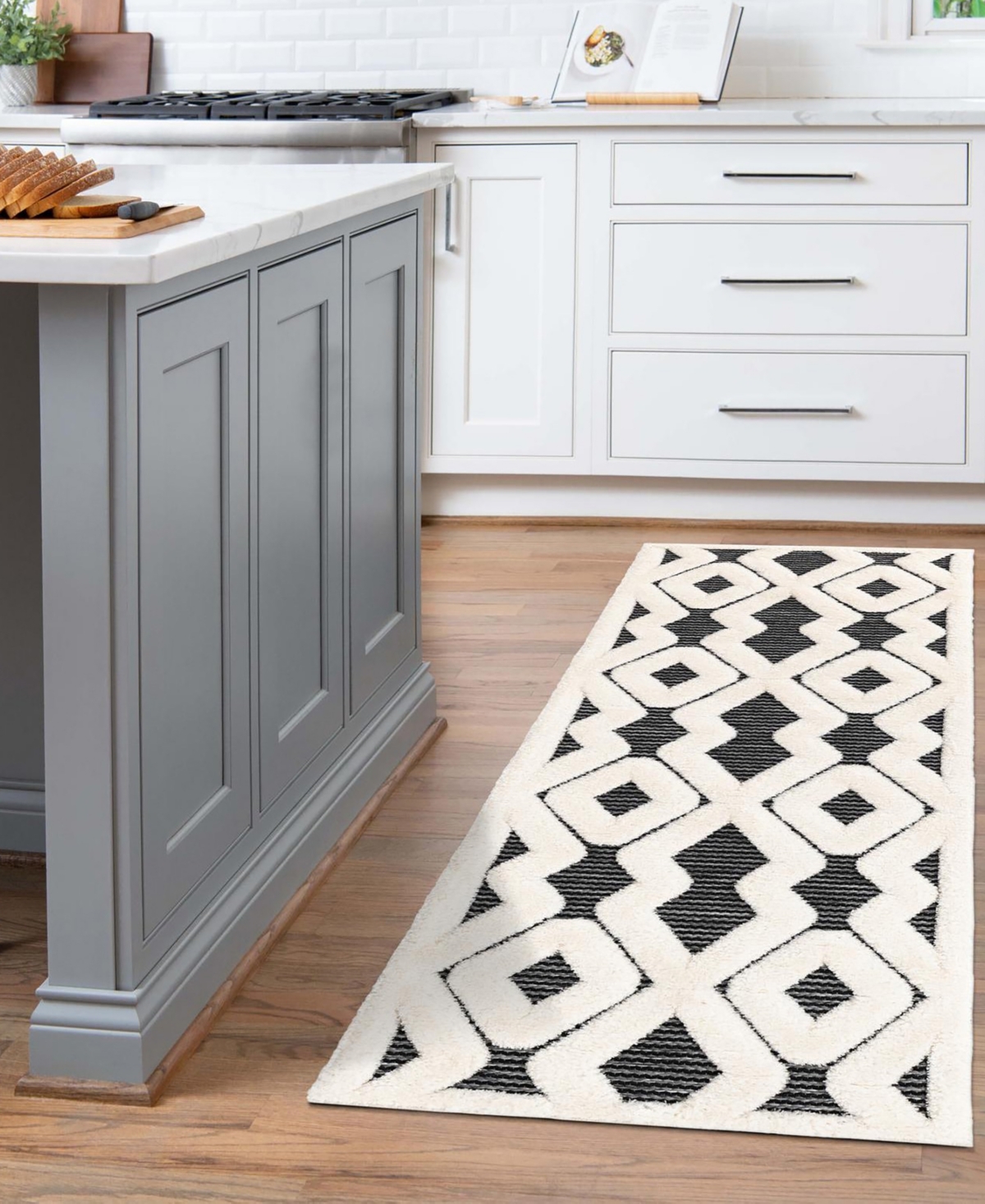 Bayshore Home Textured Tones Trellis 2'x6'1