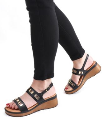Women's Vic-Italy Wedge Sandals