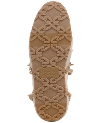 Nash Lace-Up Ruffle Lace Sneakers