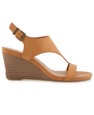 Women's Greatly Thong Almond Toe Wedge Sandals
