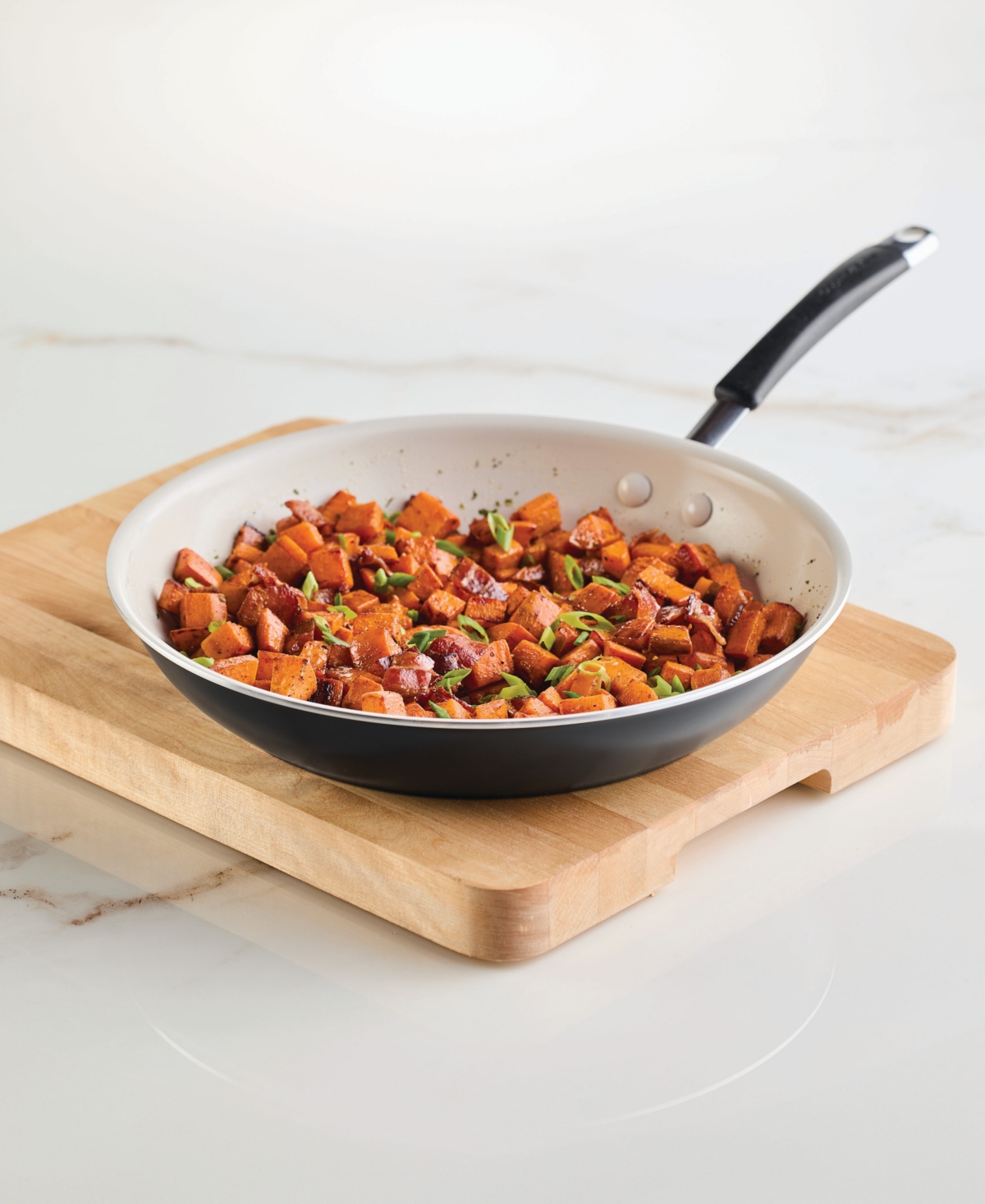 Rachael Ray Cucina Ceramic Peppercorn 12.5in Nonstick Frying P In Peppercorn