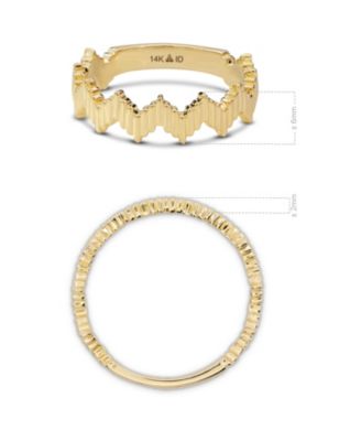 Ribbed Zig Zag Ring in 14K Gold, Size 6, approx. 3 grams.