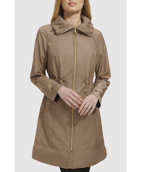 Женские куртки Cole Haan Signature Women's 36” Travel Packable Rain Jacket with Gold Trim