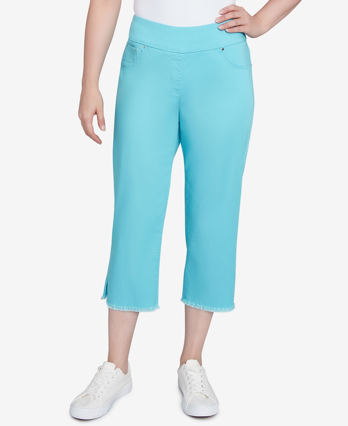 Ruby Rd. Petite Oasis Pull On Fringe Denim Capri Pants In Capri