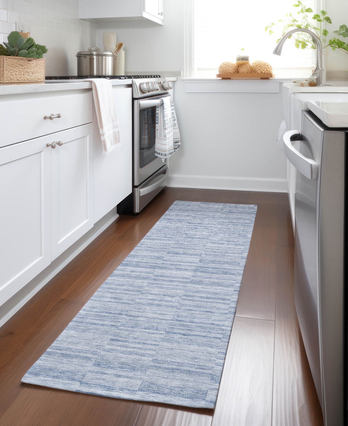 Addison Chantille Acn817 2'3"x7'6" Runner Area Rug In Mist