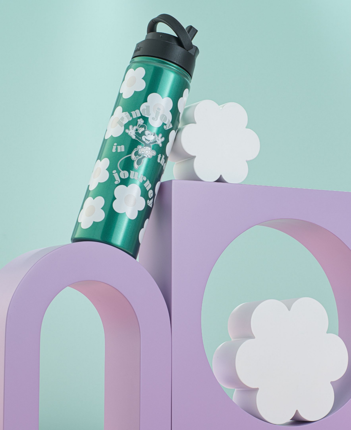 Joyjolt Disney Retro Vintage 22 Oz. Water Bottle In Green
